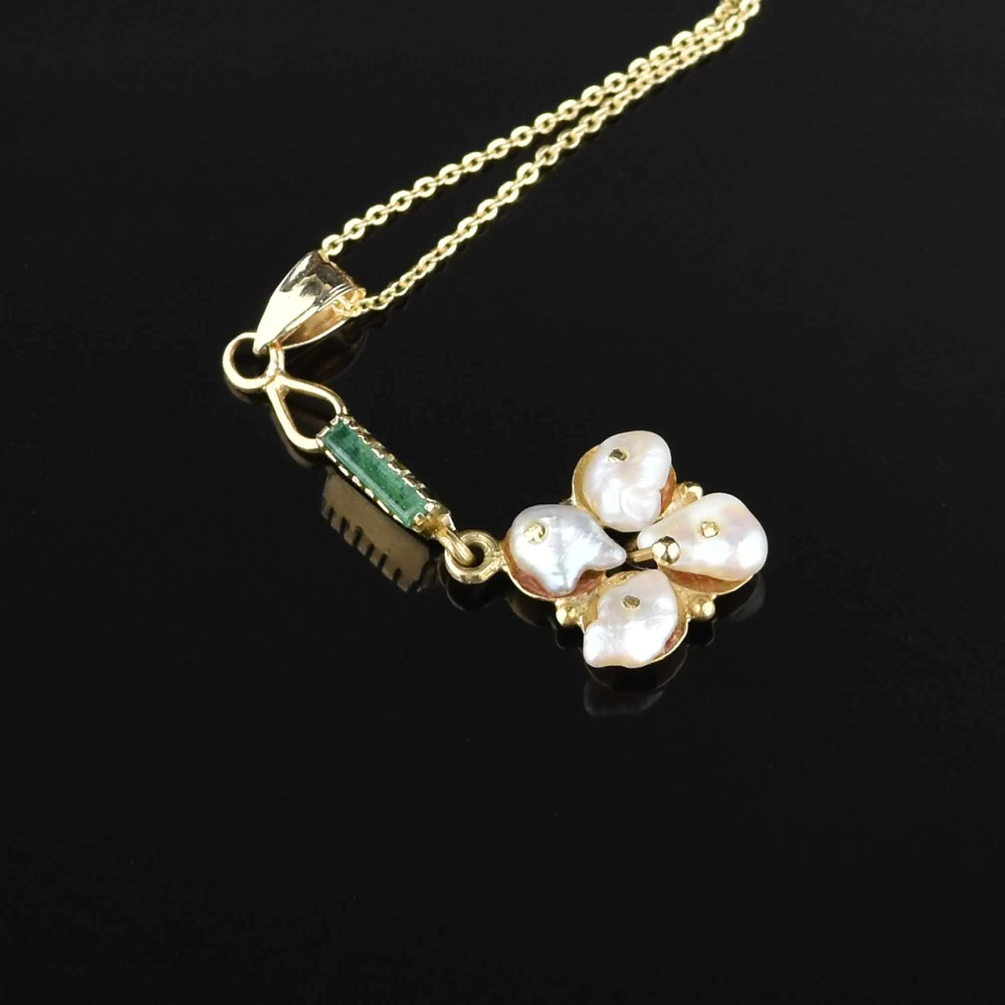 14K Gold Emerald Baroque Pearl Lavalier Pendant Necklace