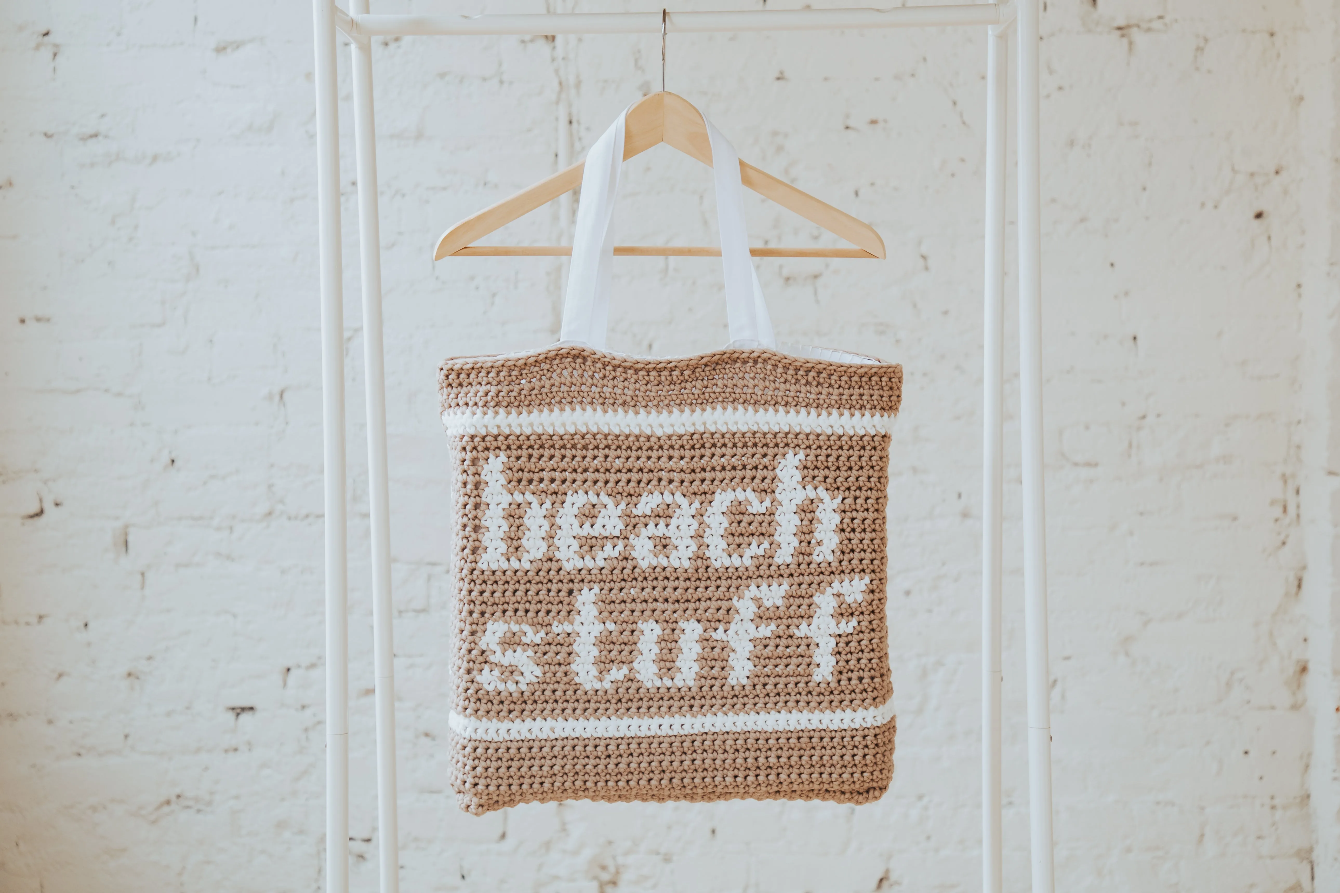 Beach Stuff Tote // Crochet PDF Pattern