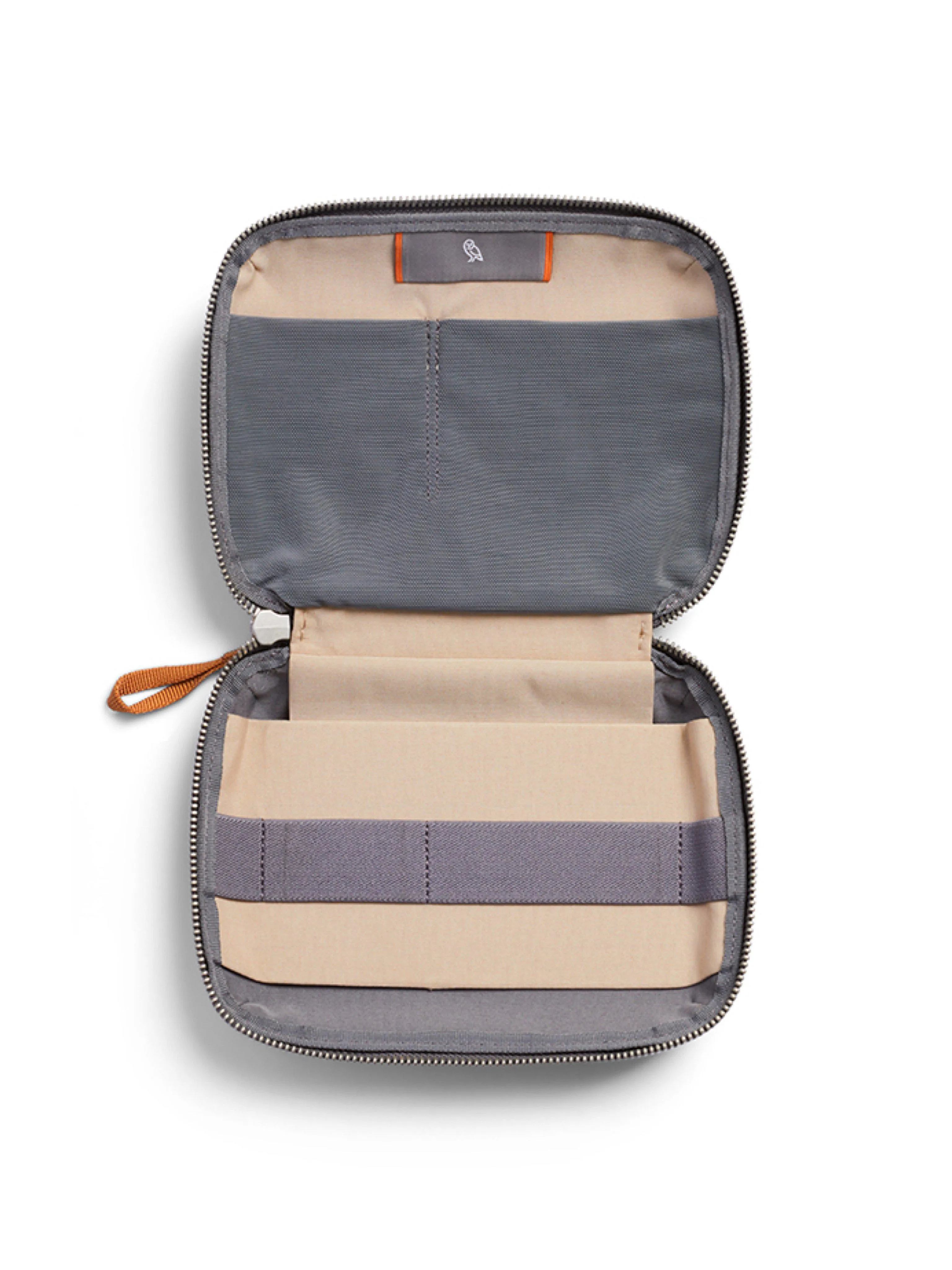 Bellroy Tech Kit Compact Limestone Recycled (Leather-Free)