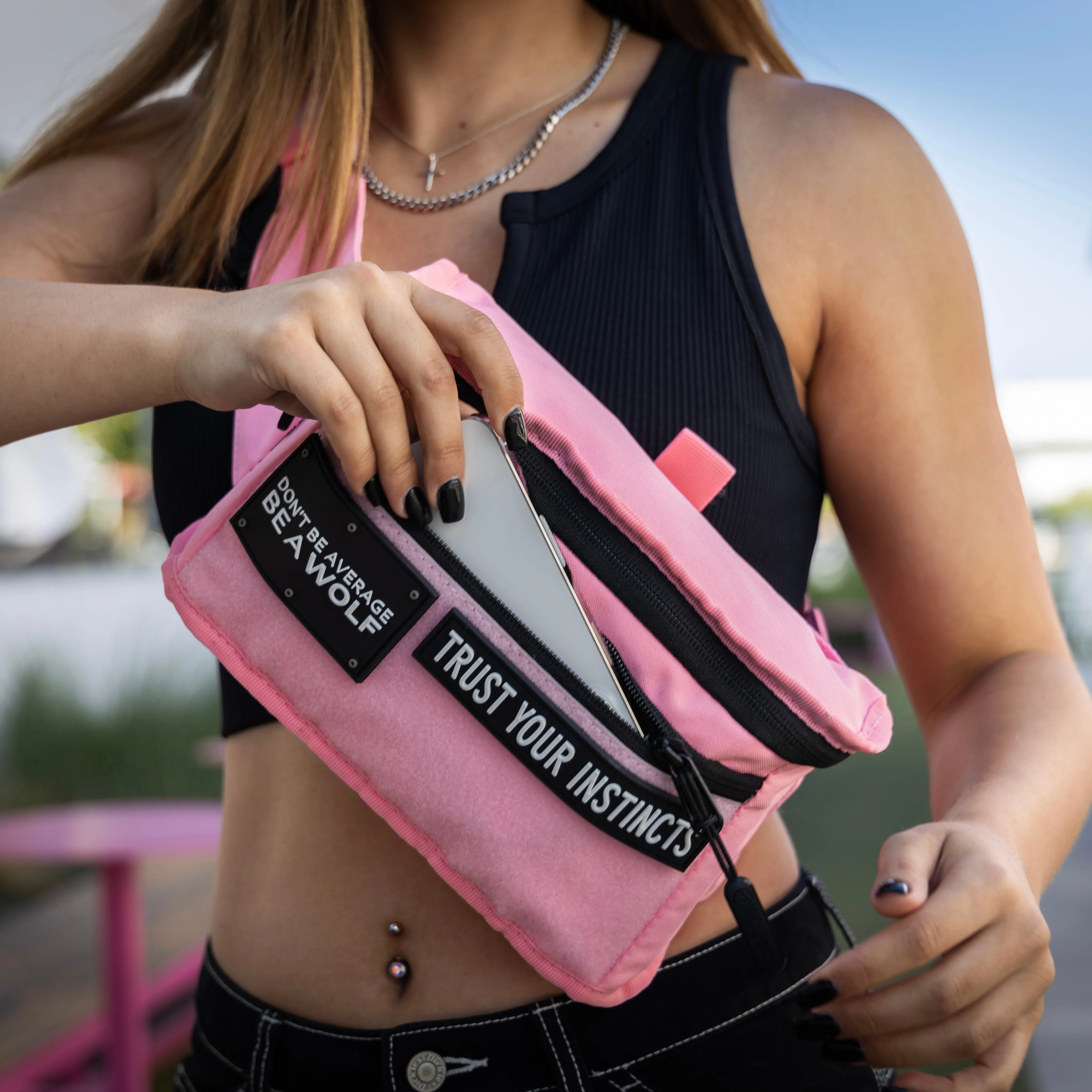 Fanny Pack Knockout Pink