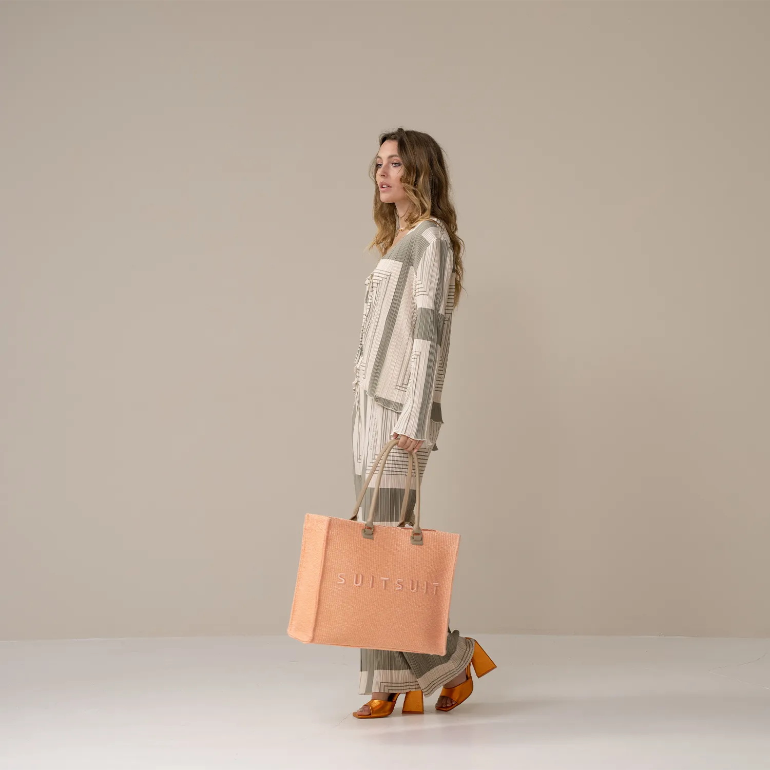 Fusion - Pale Orange - Travelbag