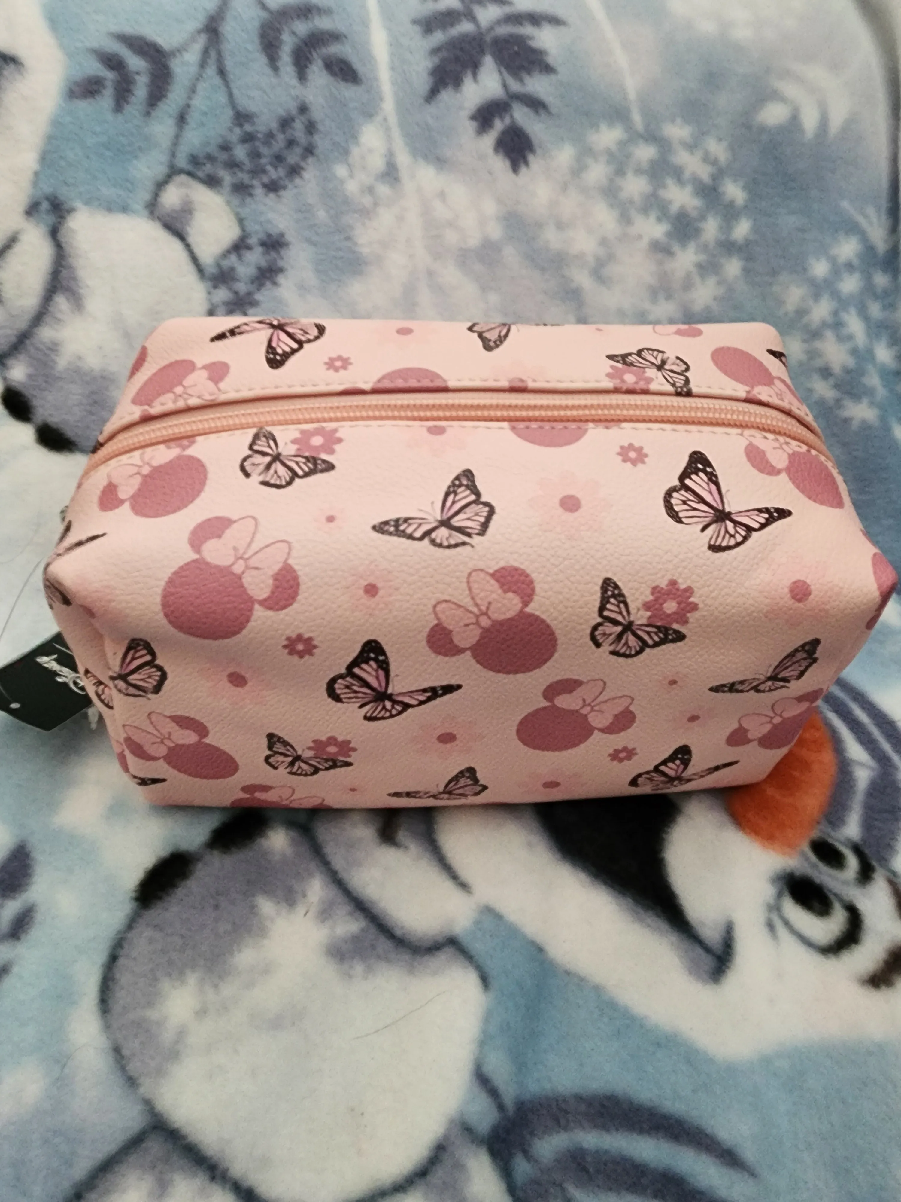 Her Universe Disney Minnie Mouse Cosmetic Bag