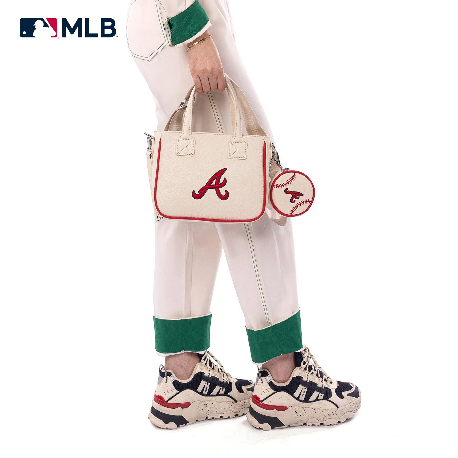 MLB-AB103  MLB Atlanta Braves  Team Tote/Crossbody with Baseball Coin Pouch