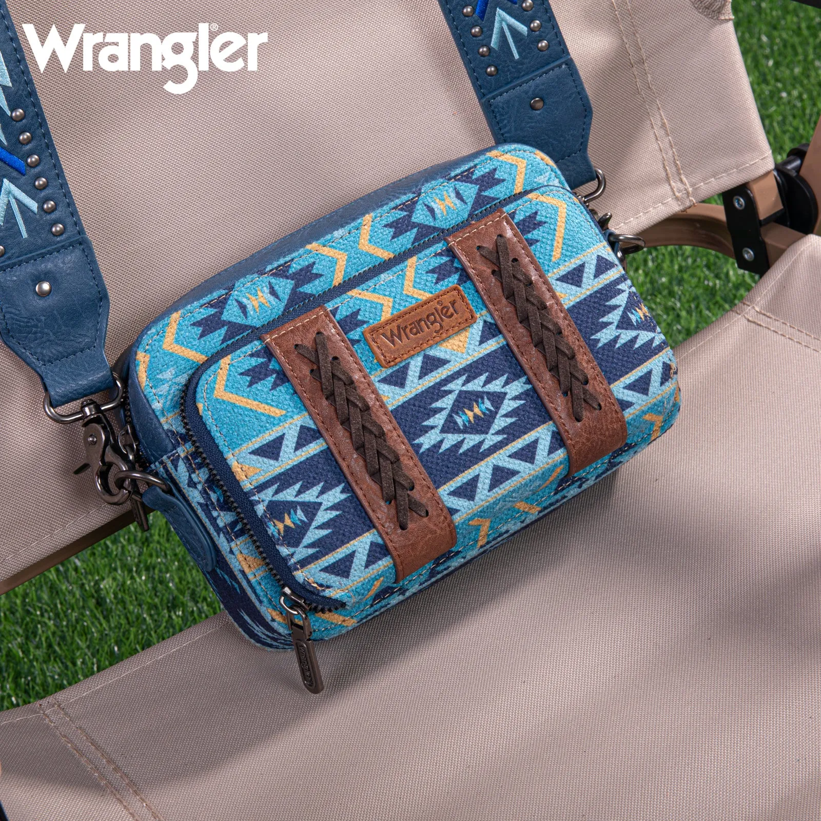 WG2207-3003  Wrangler Aztec Printed Crossbody Purse With Wallet Compartment - Navy